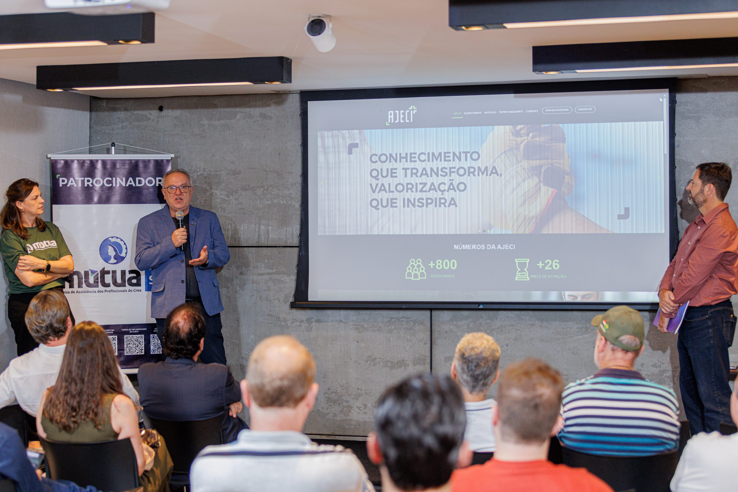 CICLO DE PALESTRAS AJECI 2025_281125-158