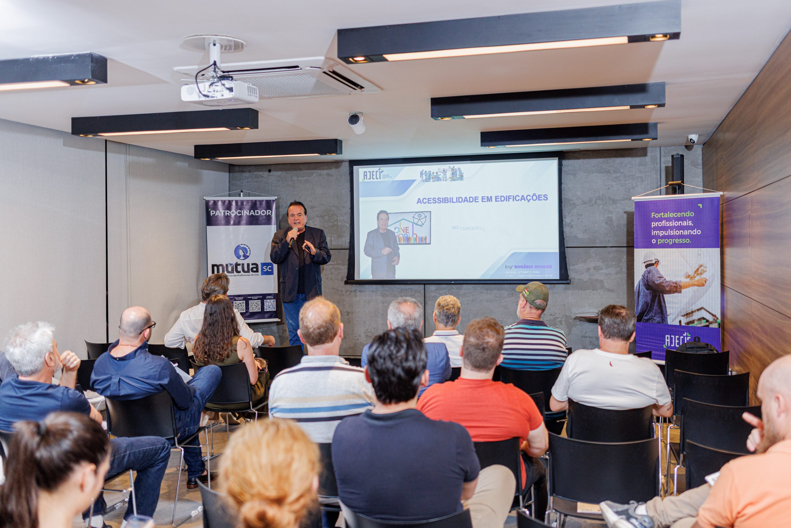 CICLO DE PALESTRAS AJECI 2025_281125-178