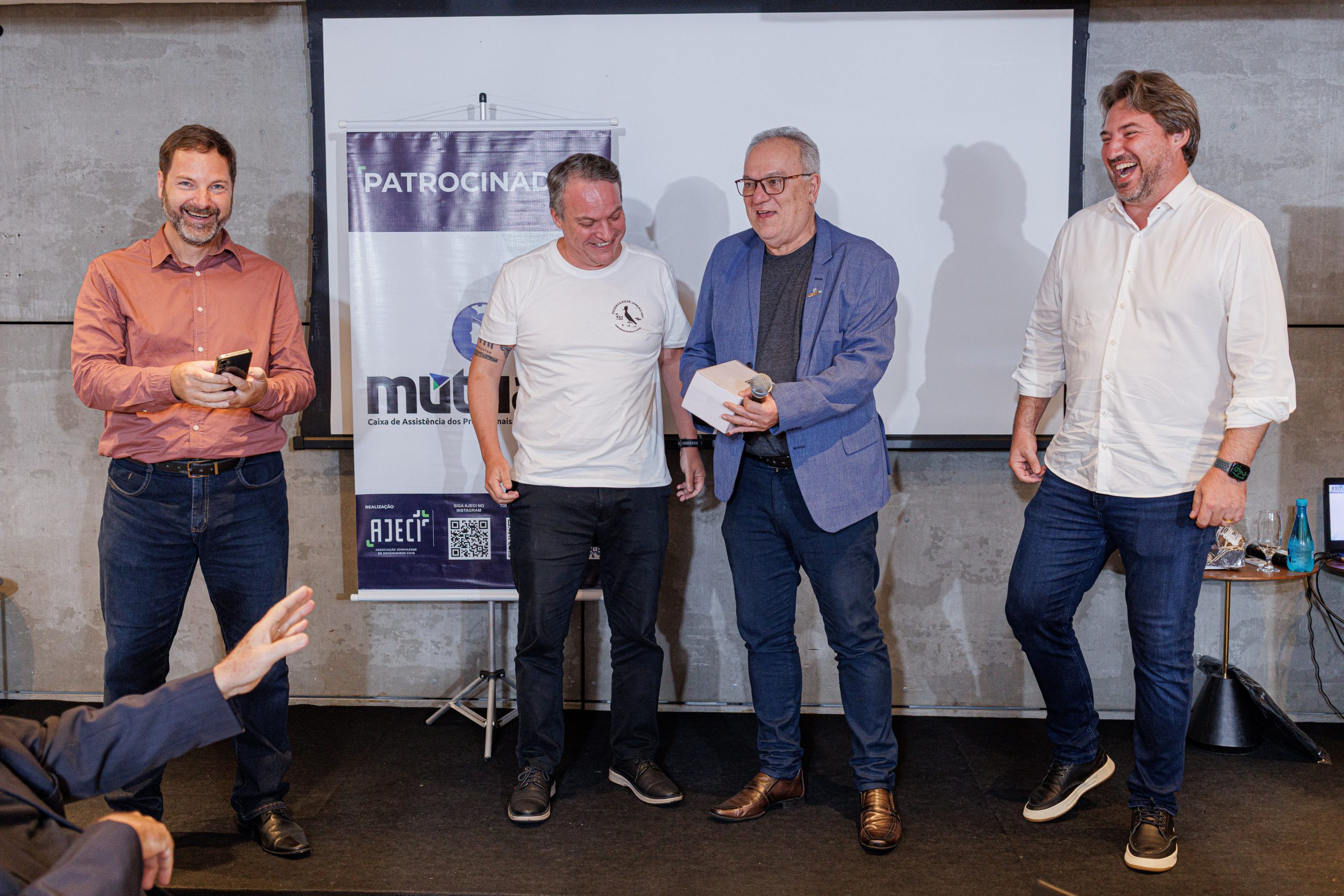 CICLO DE PALESTRAS AJECI 2025_281125-277