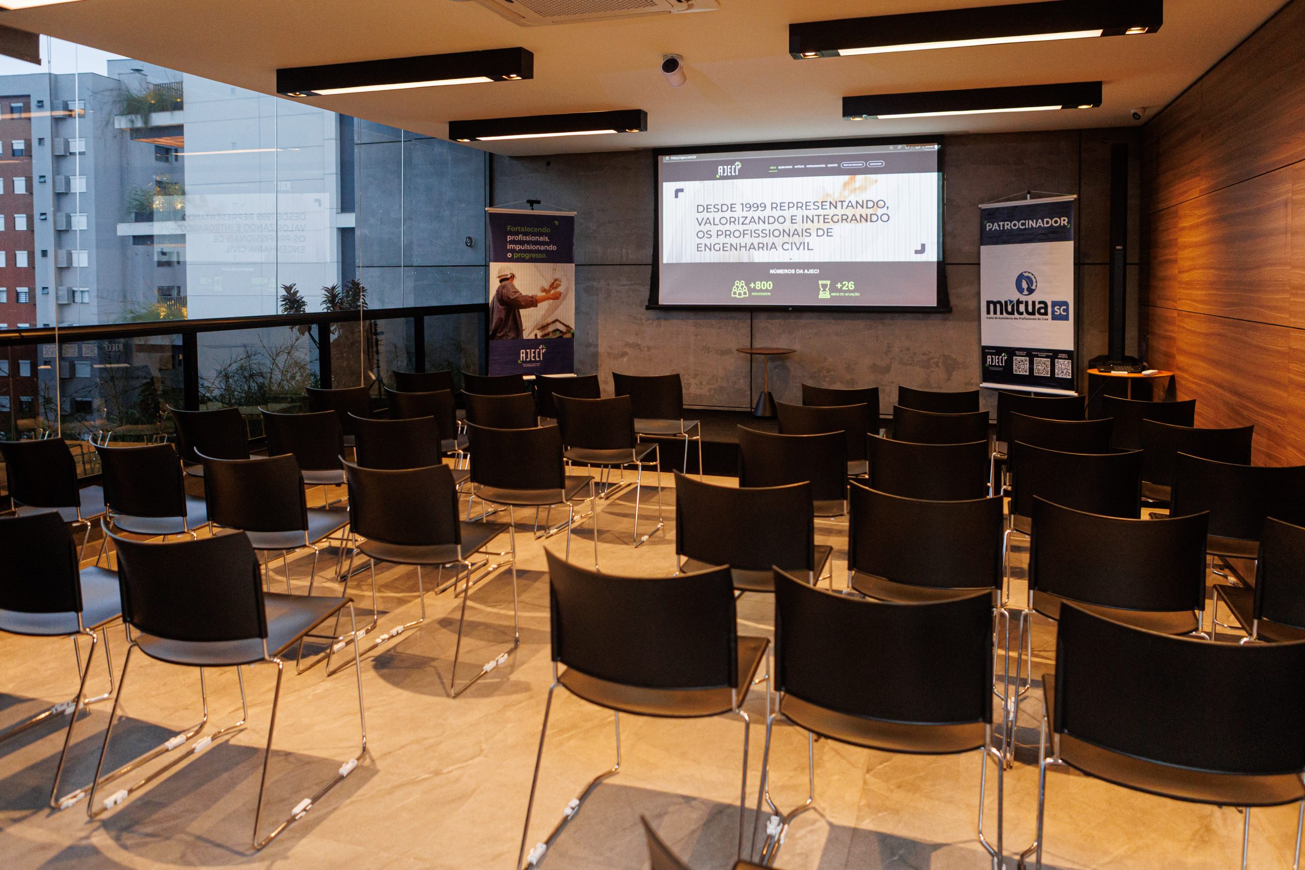 CICLO DE PALESTRAS AJECI_NOV 2025-11